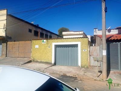 Casa para Venda, em Lavras, bairro Jardim Floresta, 1 dormitório, 1 banheiro, 1 vaga